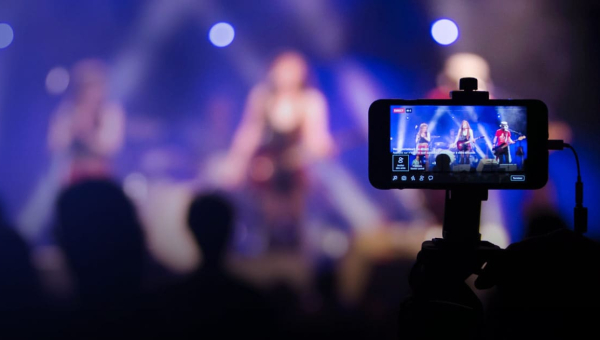 Livestream-header