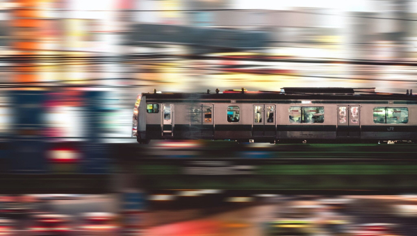 pexels-ryan-millier-3229624-scaled